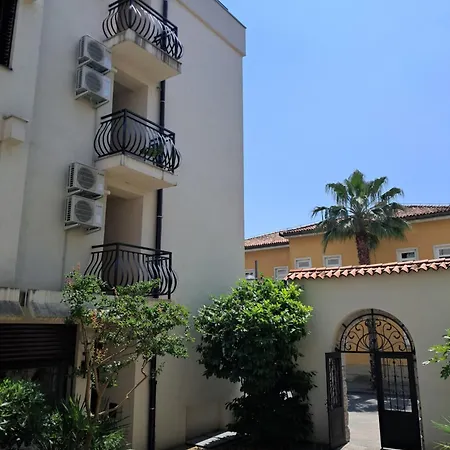 Hostel Mediterranean *