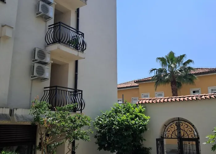 Hostel Mediterranean *